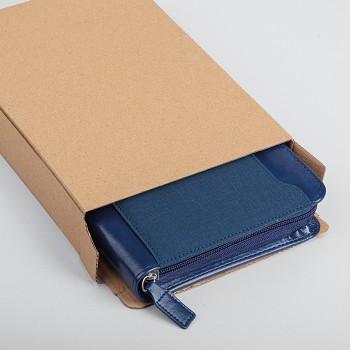 Agenda Borsello Maxi 22x28 - Gadget.it - Agenda Borsello Maxi Giornaliera Sab. e Dom. Abbinati Personalizzabile 22x28 cm