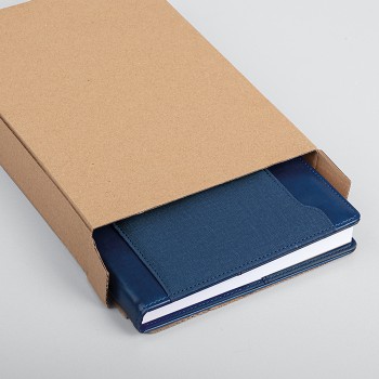 Agenda Portafoglio 16,5x22 - Gadget.it - Agenda Portafoglio Giornaliera Sab. e Dom. Abbinati Personalizzata 16,5x22 cm 