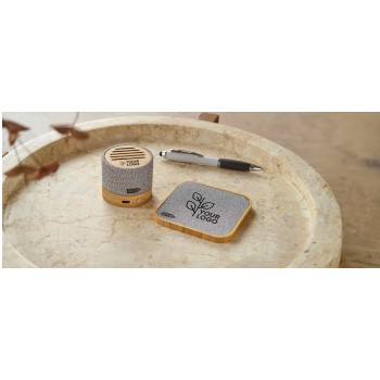 Caricabatterie wireless in bambù Moses - Gadget.it - 