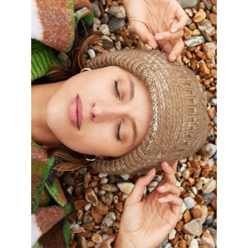 Chunky Knitted Patch Beanie - Gadget.it - 