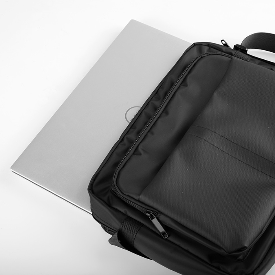 Borsa messenger in 900D resistente all’acqua con vano laptop - Gadget.it - 