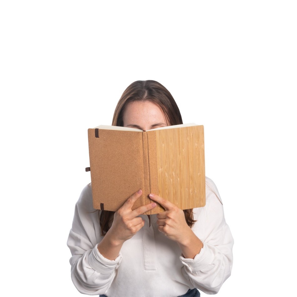 ORWELL. Block notes A5 in bambù e fogli in sughero con pagine a righe - Gadget.it - 