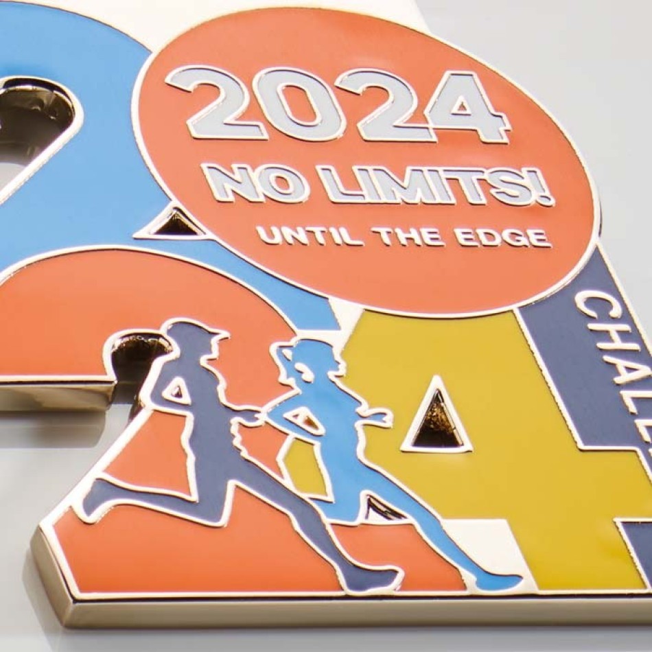 Pins in metallo con smaltatura - Gadget.it - 