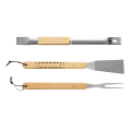 centered_on_the_handle_of_the_spatula