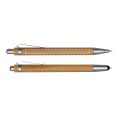 on_the_right_side_of_the_clip_pencil